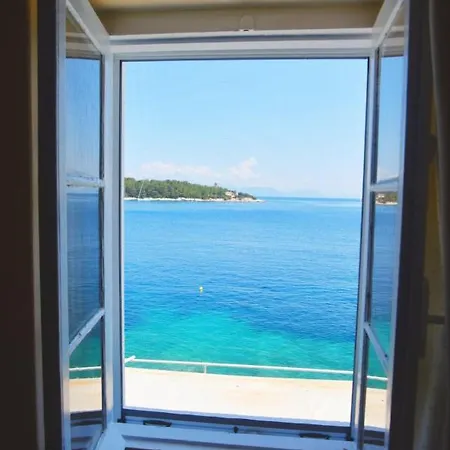 Holiday home Efi's By The Sea *